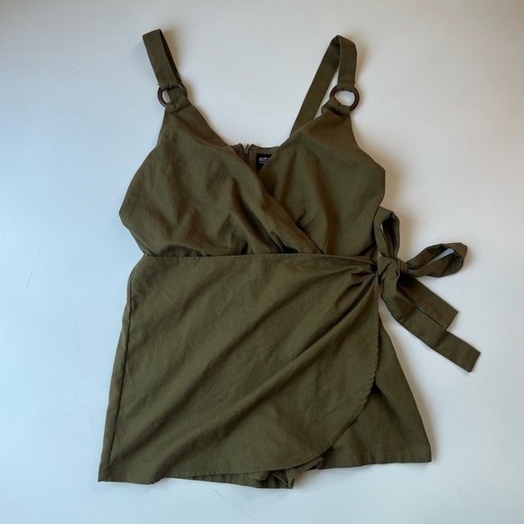 Kittenish Napa Valley Linen Romper Shorts In Olive Green - Picture 4 of 12
